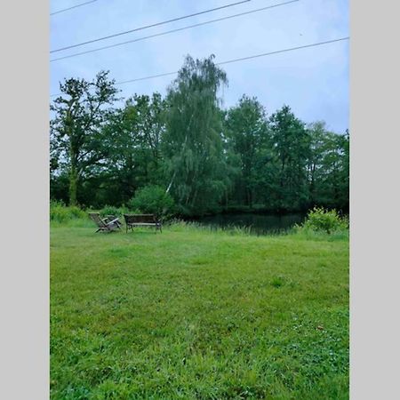 Studio Rêves de gamins proche du pôle Européen et circuit des 24h, Champagné Exterior foto